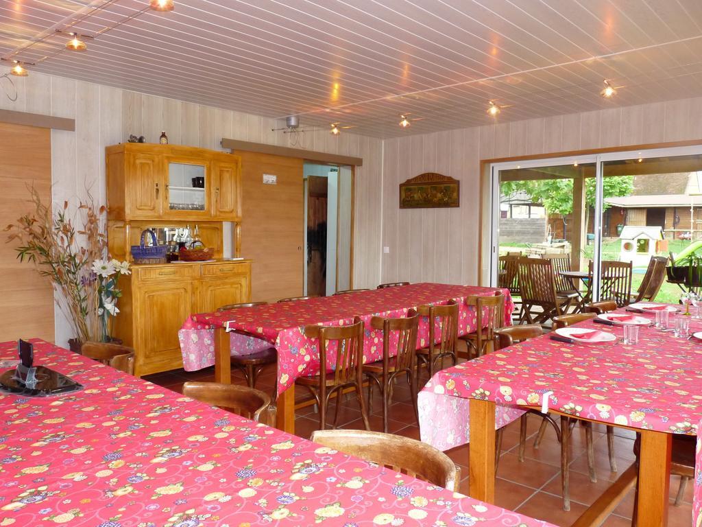 Le Trot'In Chair Bed and Breakfast Martigny-le-Comte Exteriör bild