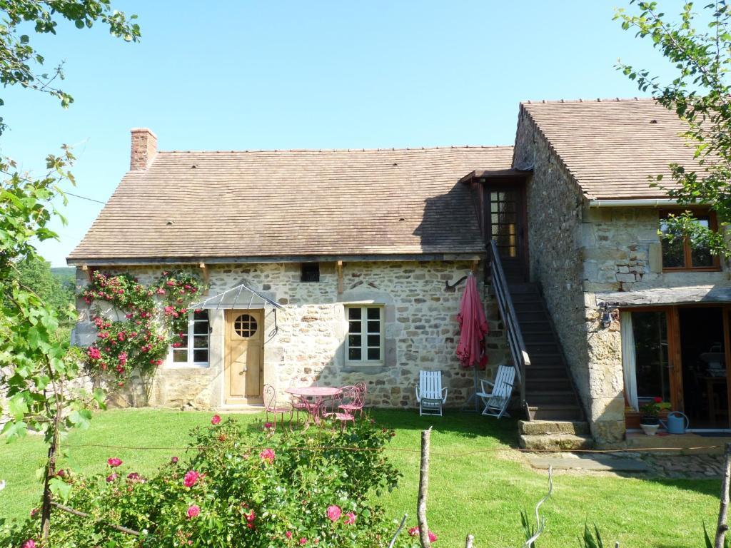 Le Trot'In Chair Bed and Breakfast Martigny-le-Comte Exteriör bild
